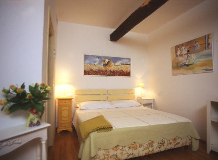 Agriturismo La Vecchia Dolceacqua 빌라 객실 사진
